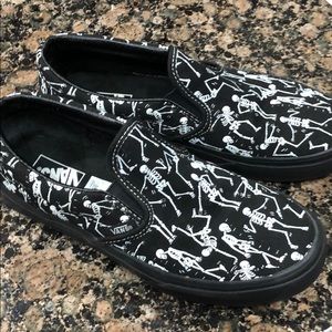 Skeleton Vans Kids 4 Women’s 6